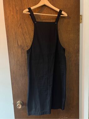 Black Pinafore Dress with Front Pockets